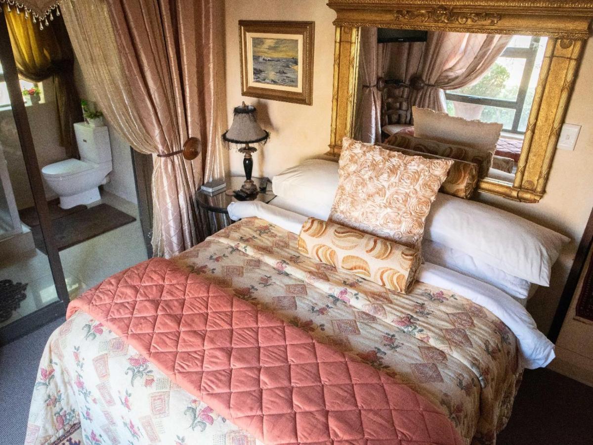 Tuscan Rose Hotel Rooidam Екстериор снимка